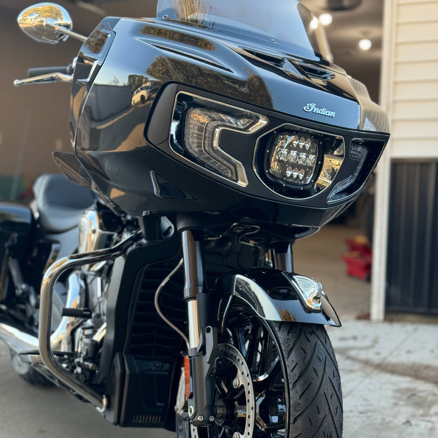 INDIAN CHALLENGER RIGID INDUSTRIES ADAPT XP MOUNTING BRACKET AND WIRING HARNESS