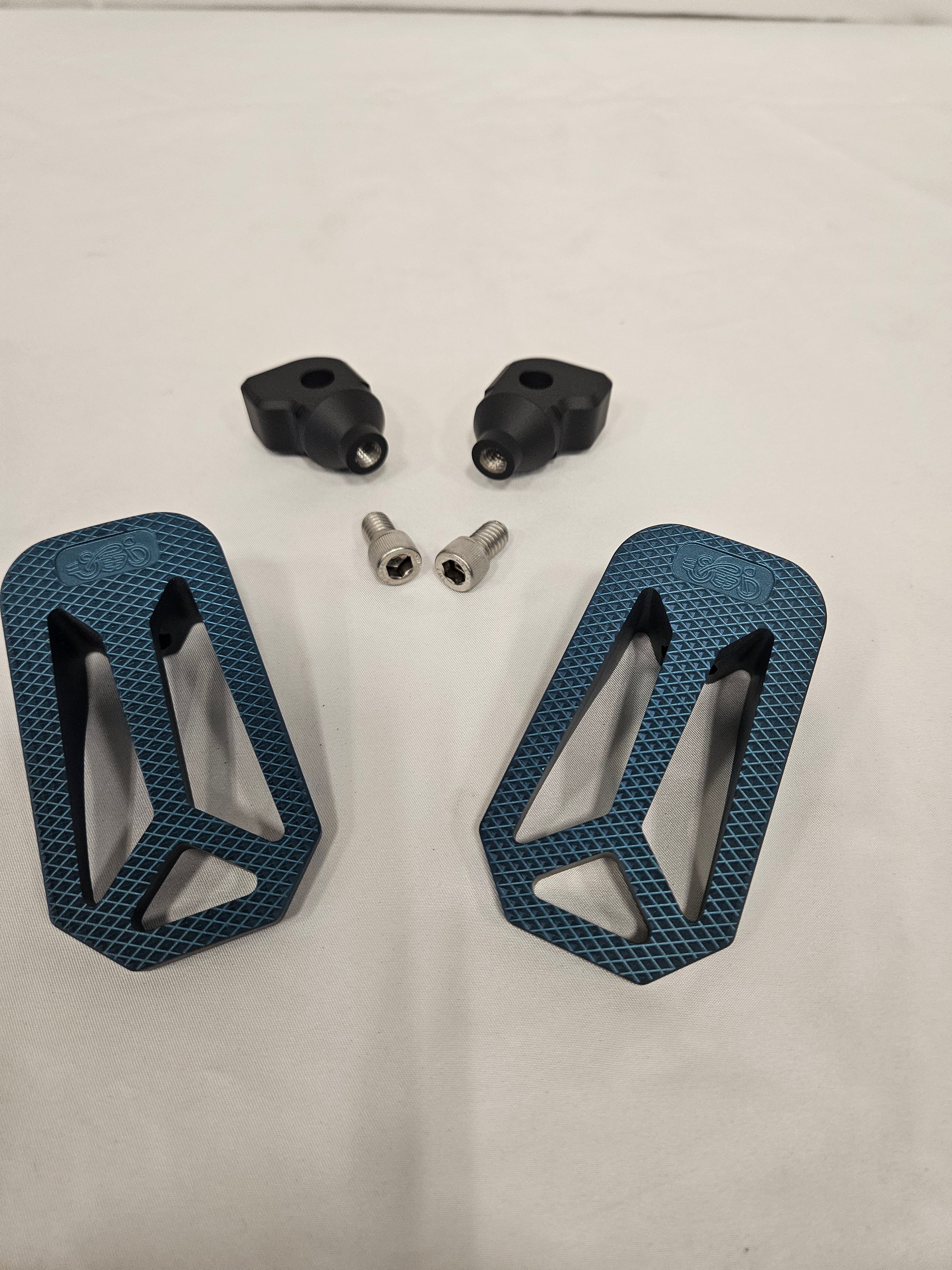 Scout Pistol Grip pegs – DeanSpeed