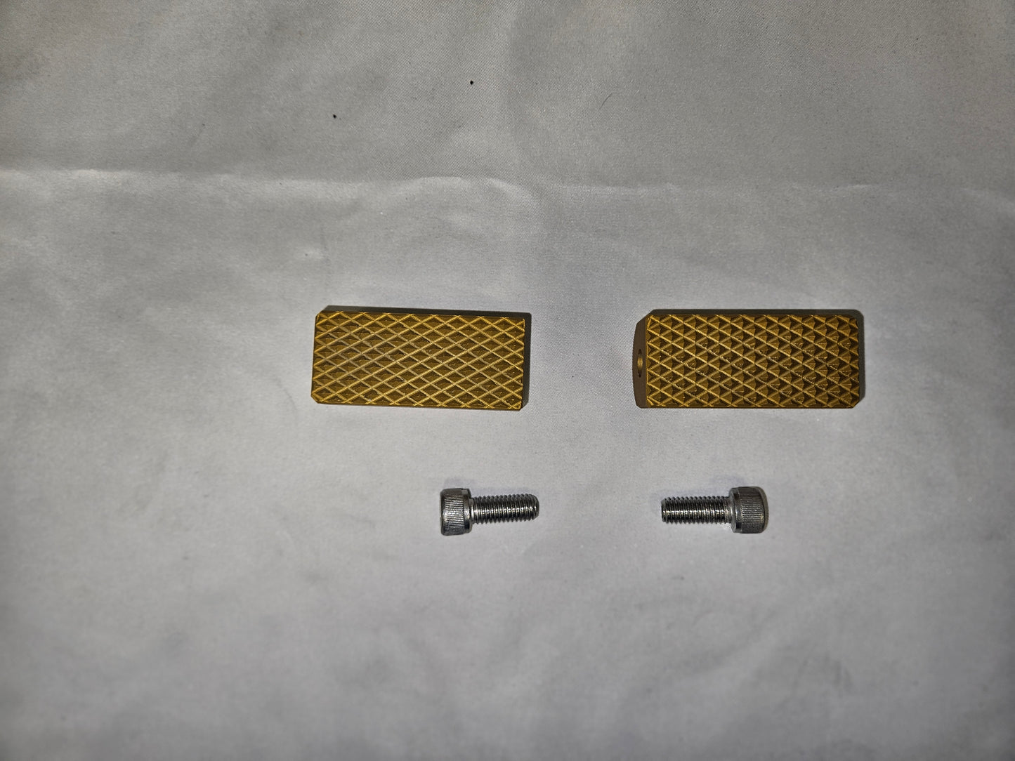 Forward Grip Shift/Brake peg