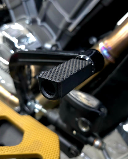 Forward Grip Shift/Brake peg